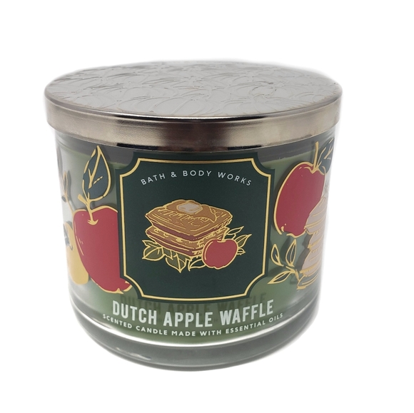 Bath & Body Works Dutch Apple Waffle Candle - Picture 1 of 4